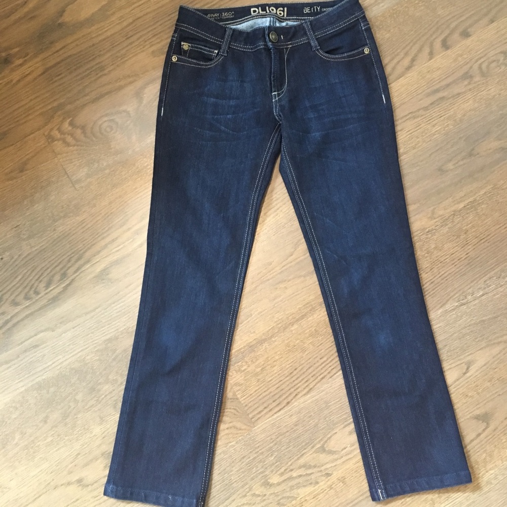 DL1961 Cropped “Betty” Jean